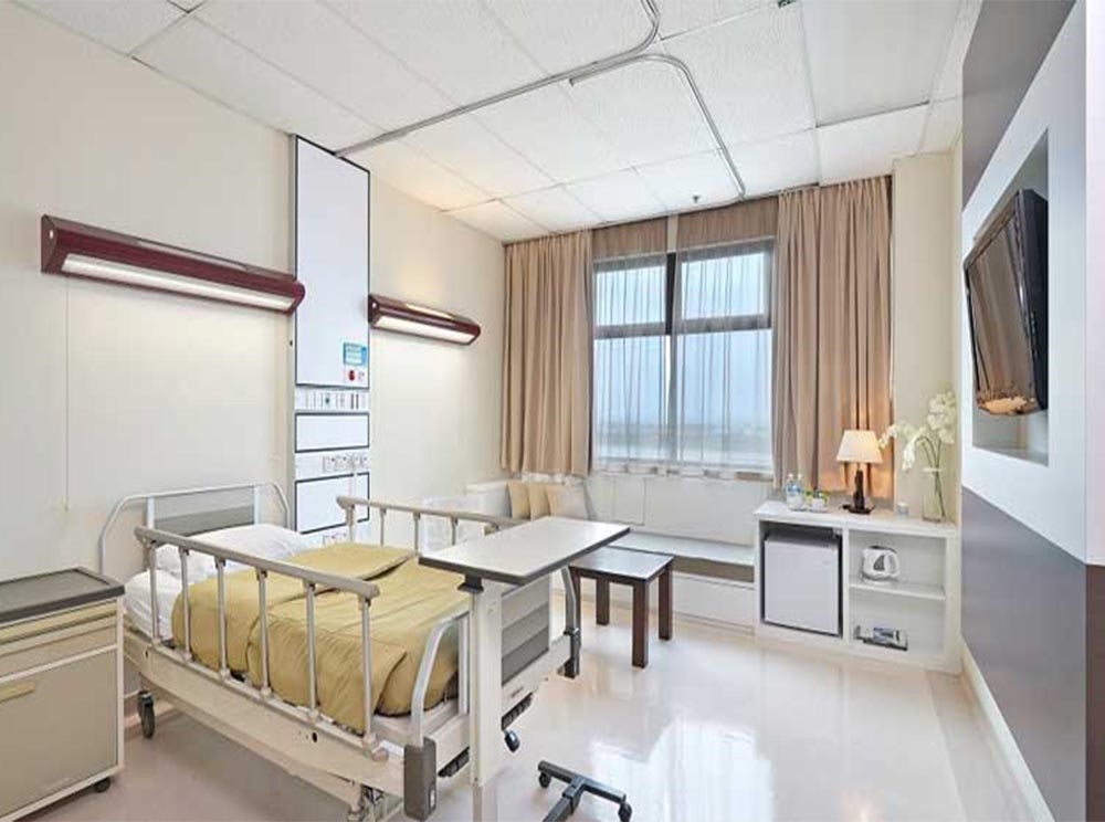 Apollo Specialty Hospital, Omr — Consultation and Report Review