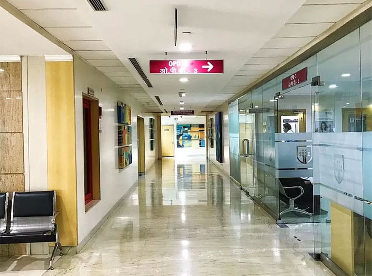 Max Super Speciality Hospital, Delhi — Consultation and Report Review