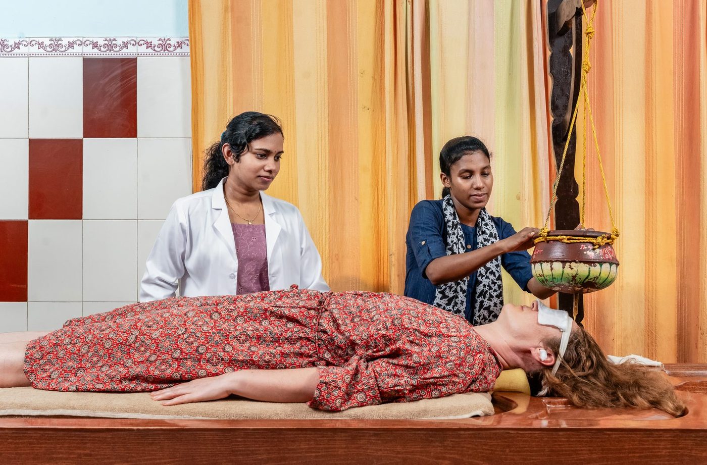 Shirodhara Therapy Given By Trained Therapists Under Doctor Supervision